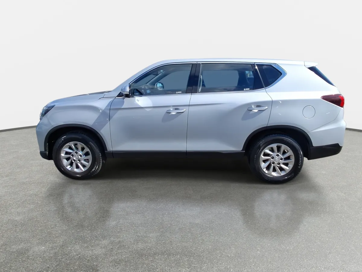 Ssangyong Rexton 2.0t Lx 4x2 6ab 6at 5p año 2024