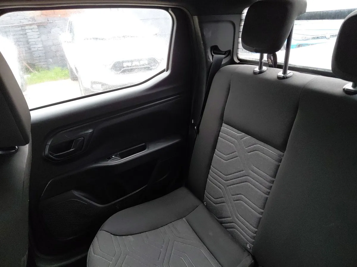 Ram 700 1.3 Bighorn 4x2 Dob. Cab. Mt 4p año 2024