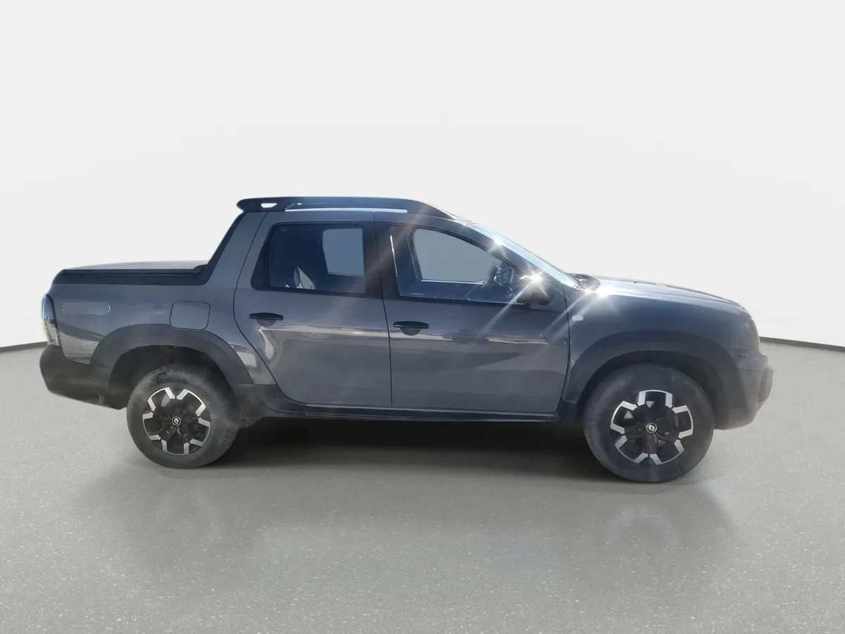 Renault Oroch 1.3 Intens Dob. Cab. 4x4 Mt 4p año 2023