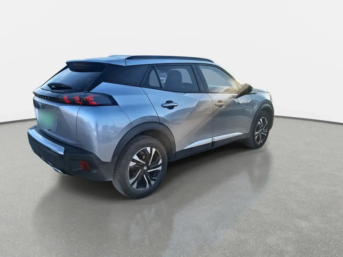 Peugeot 2008 1.2 Allure Puretech 4x2 130 At 5p año 2021