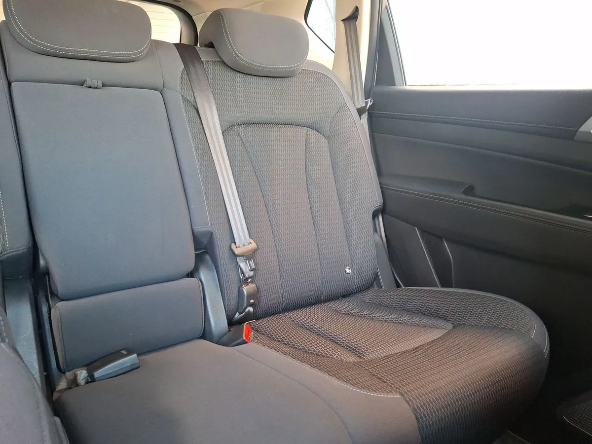 Ssangyong Rexton 2.0t Lx 4x2 6ab 6at 5p año 2024