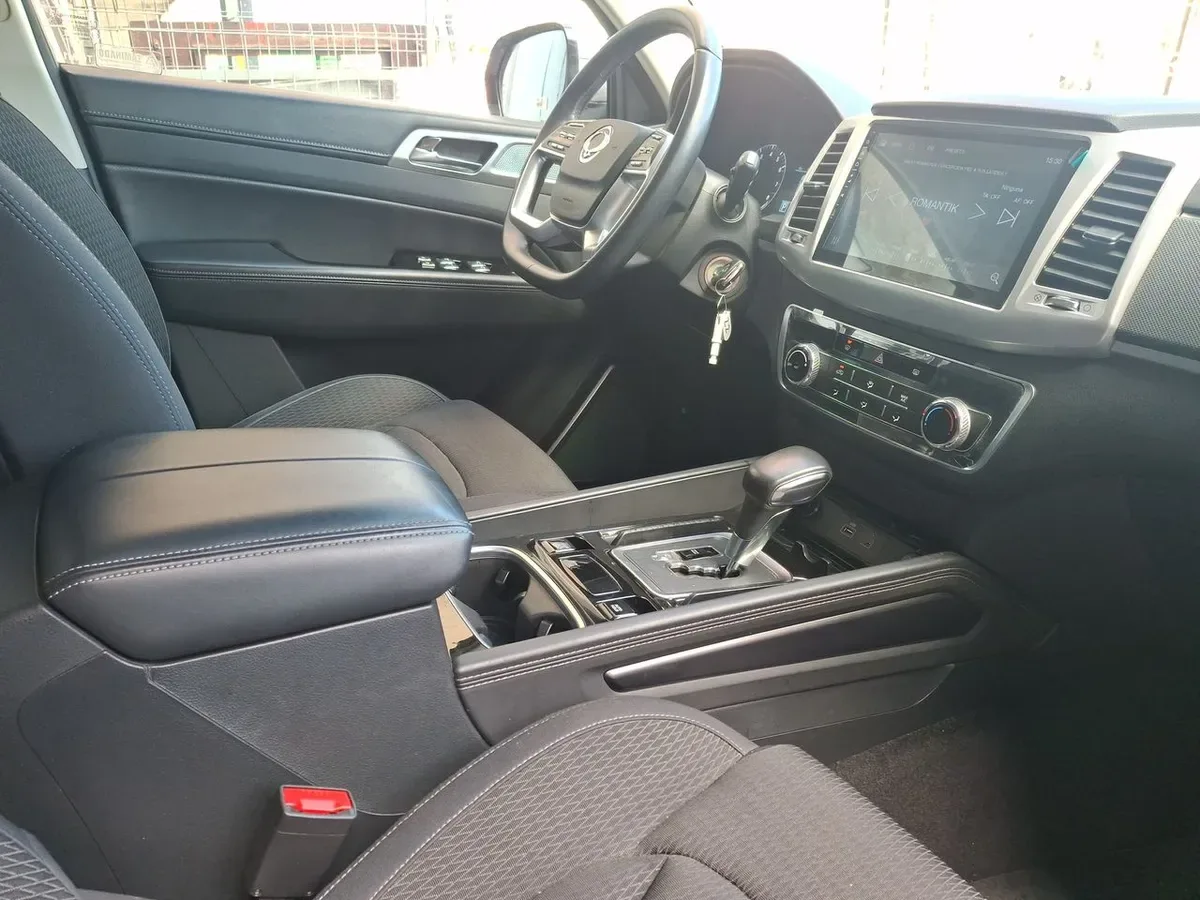 Ssangyong Rexton 2.0t Lx 4x2 6ab 6at 5p año 2024