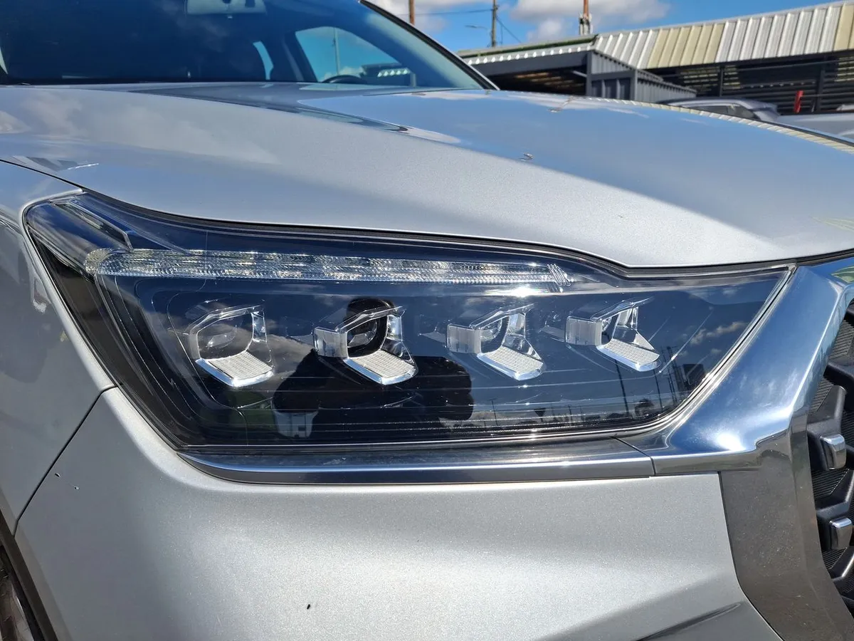 Ssangyong Rexton 2.0t Lx 4x2 6ab 6at 5p año 2024