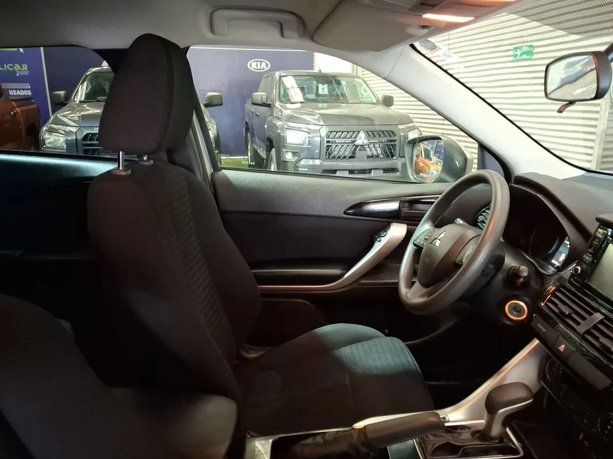 Mitsubishi Eclipse Cross 1.5 Rx 4x2 At 5p año 2023