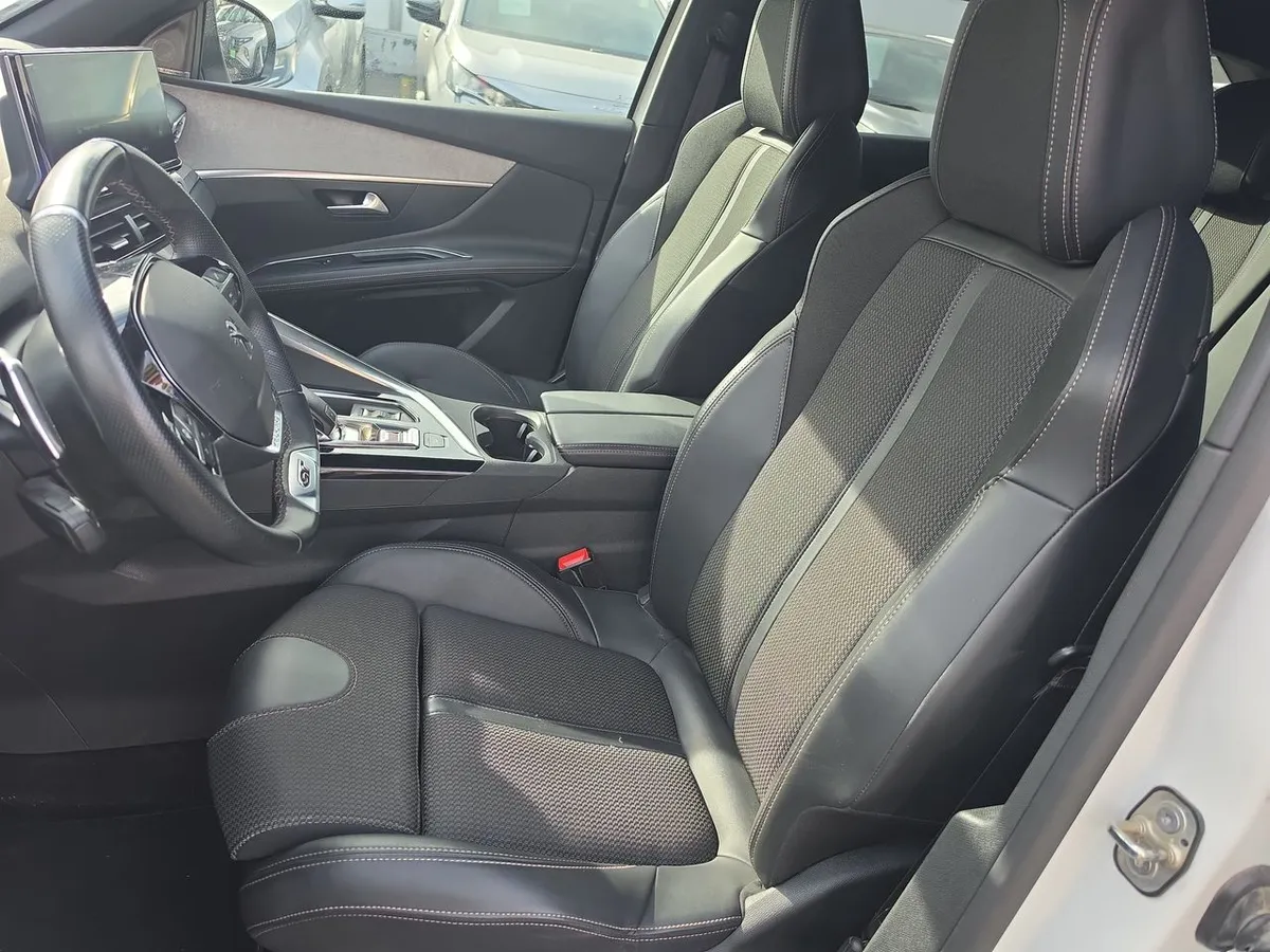 Peugeot 3008 1.6 Gt Puretech 4x2 180 Eat8 5p año 2022