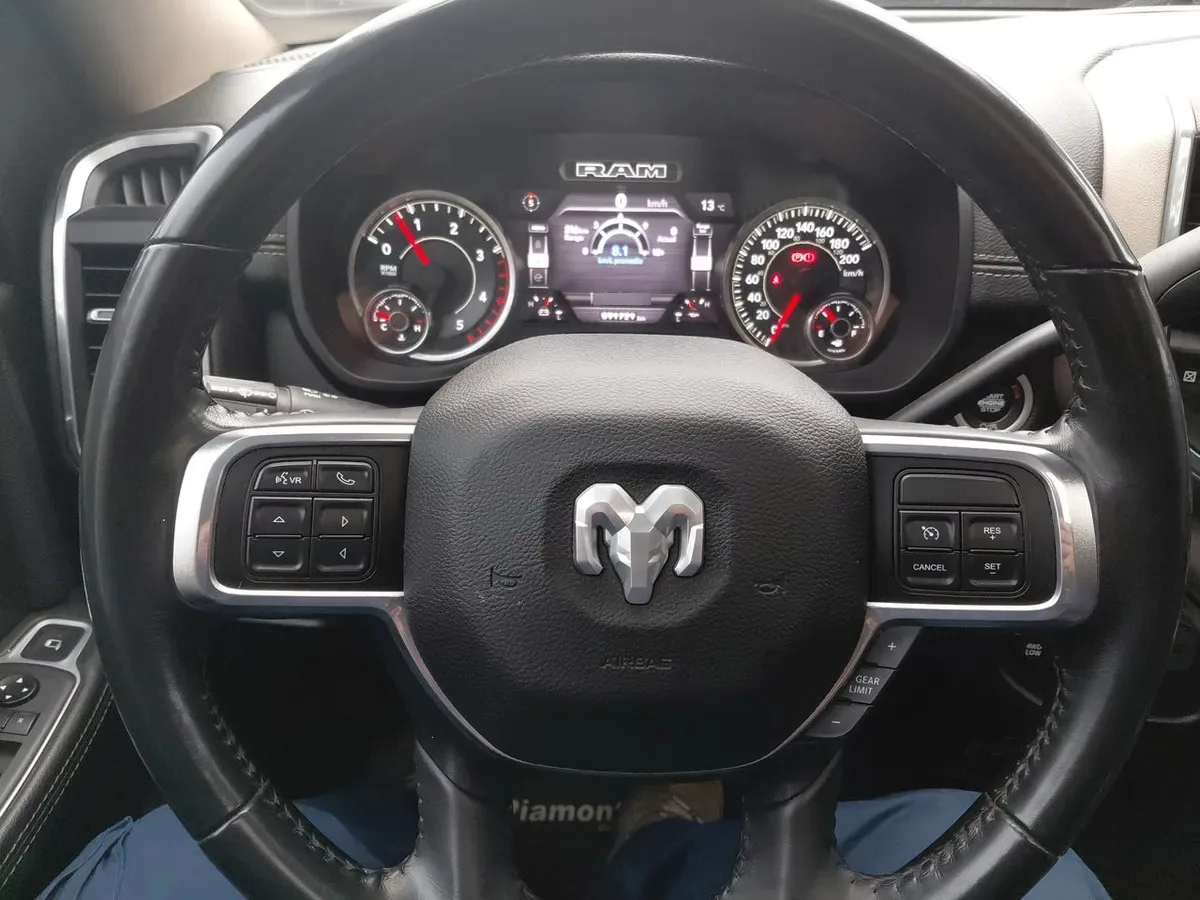 Ram 2500 6.7 Laramie 4x4 Dob. Cab. At 4p año 2021