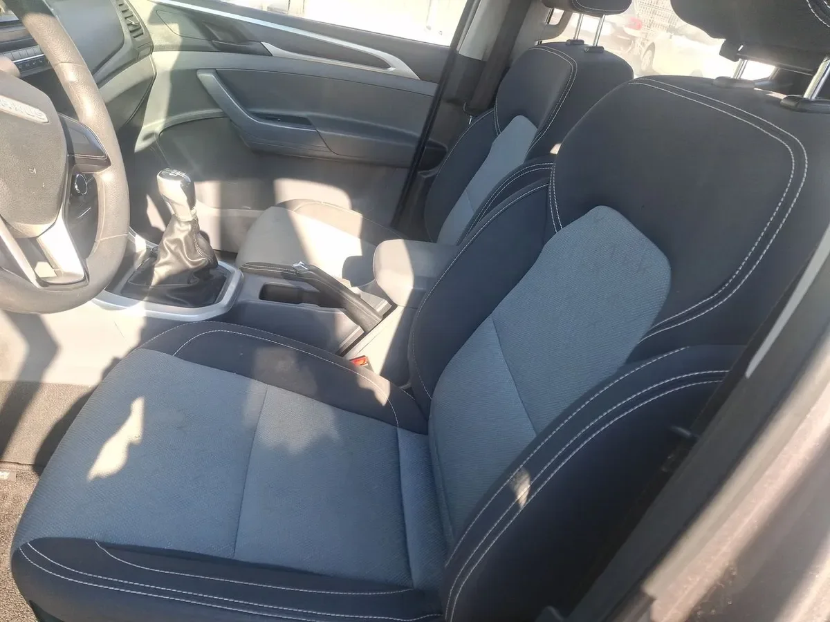 Maxus T60 2.0 Dx Diesel 4x4 Dob. Cab. Euro6 6mt 4p año 2024