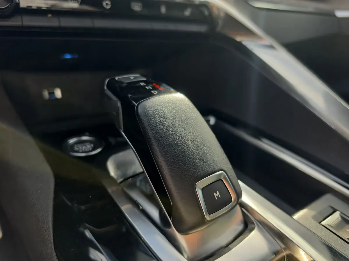 Peugeot 3008 1.6 Gt Puretech 4x2 180 Eat8 5p año 2022