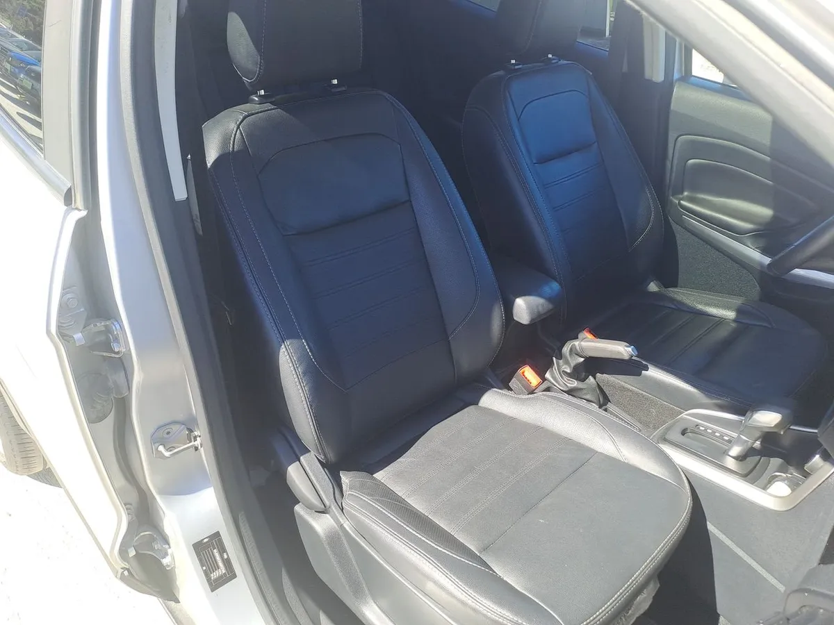 Ford Ecosport 1.5 Titanium 4x2 At 5p año 2022