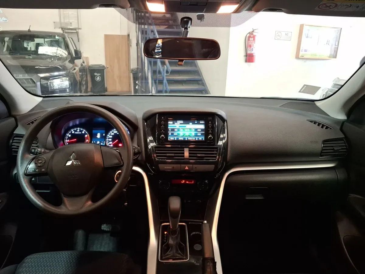 Mitsubishi Eclipse Cross 1.5 Rx 4x2 At 5p año 2023