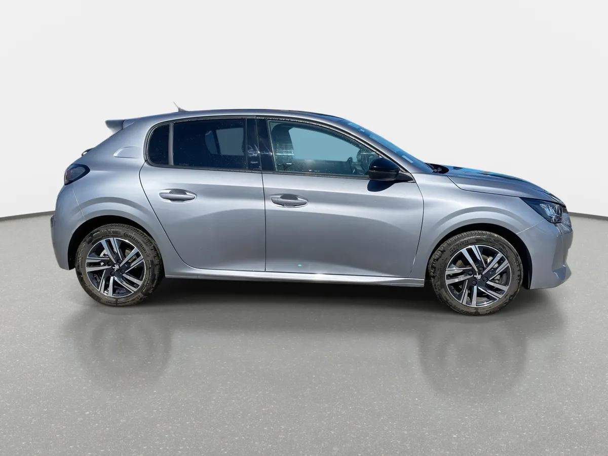 Peugeot 208 1.2 Puretech Allure Pack 130 4x2 Eat8 5p año 2023