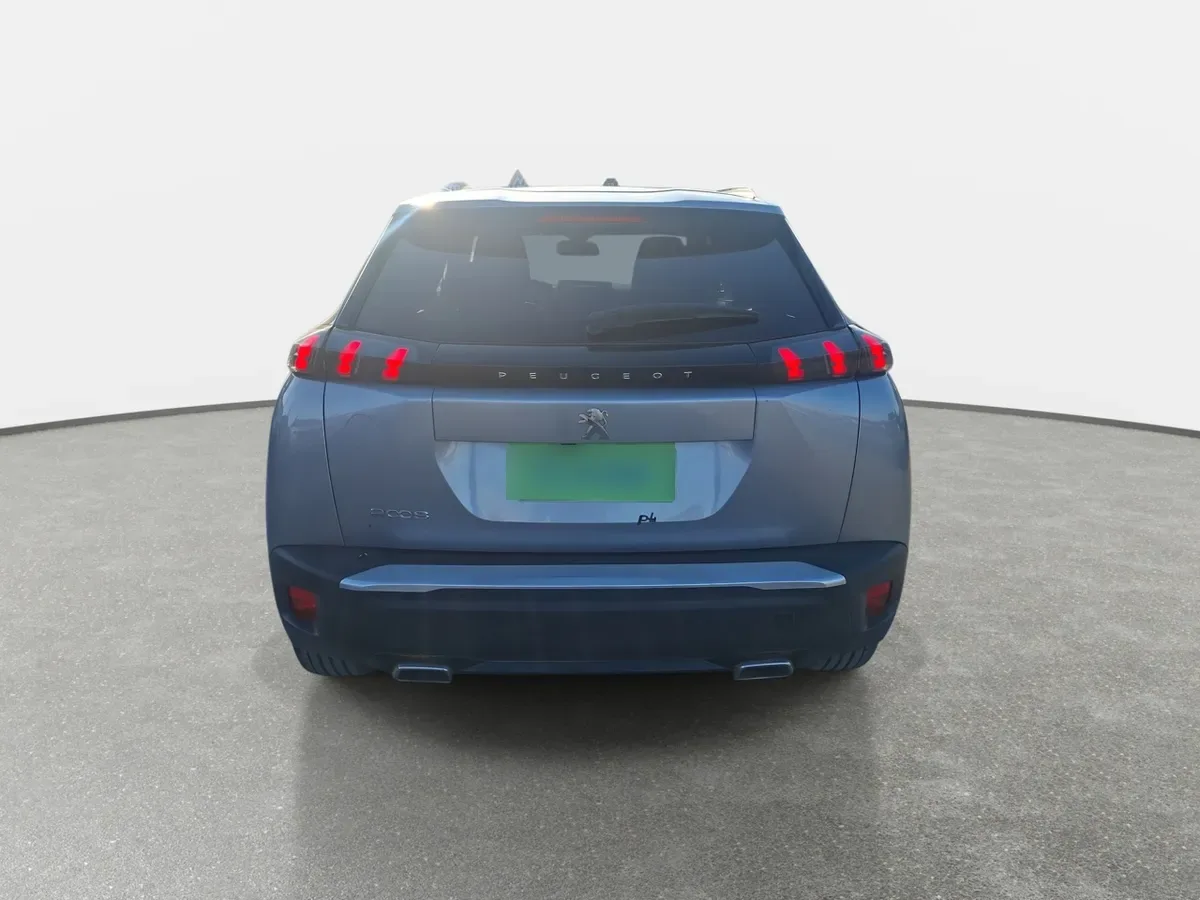 Peugeot 2008 1.2 Allure Puretech 4x2 130 At 5p año 2021
