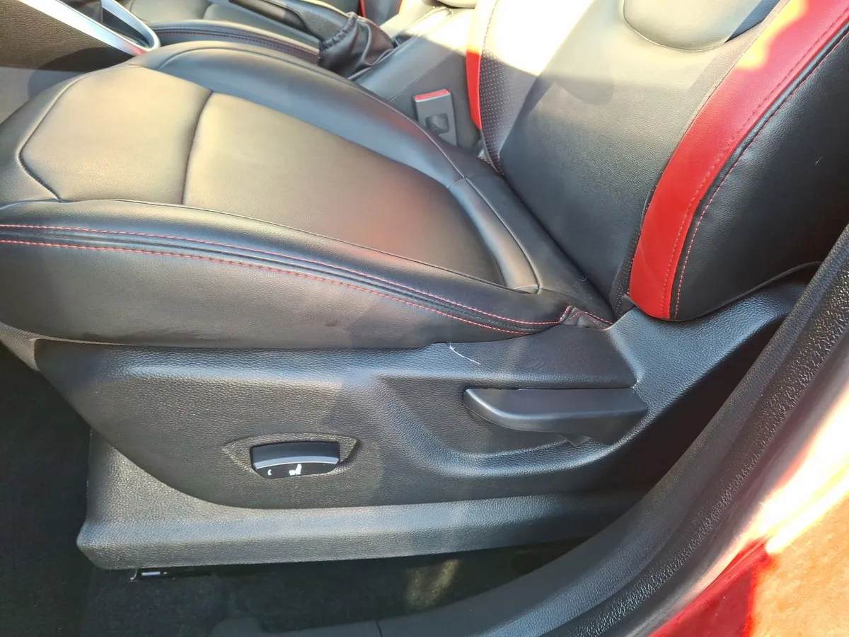 Chevrolet Groove 1.5 Premier R 4x2 Mt 5p año 2024