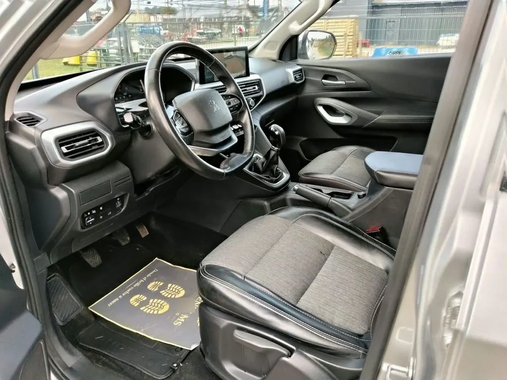 Peugeot Landtrek Landtrek año 2023