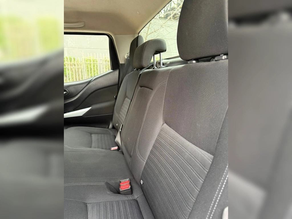 Nissan Navara Xe 2.3 Diesel año 2023