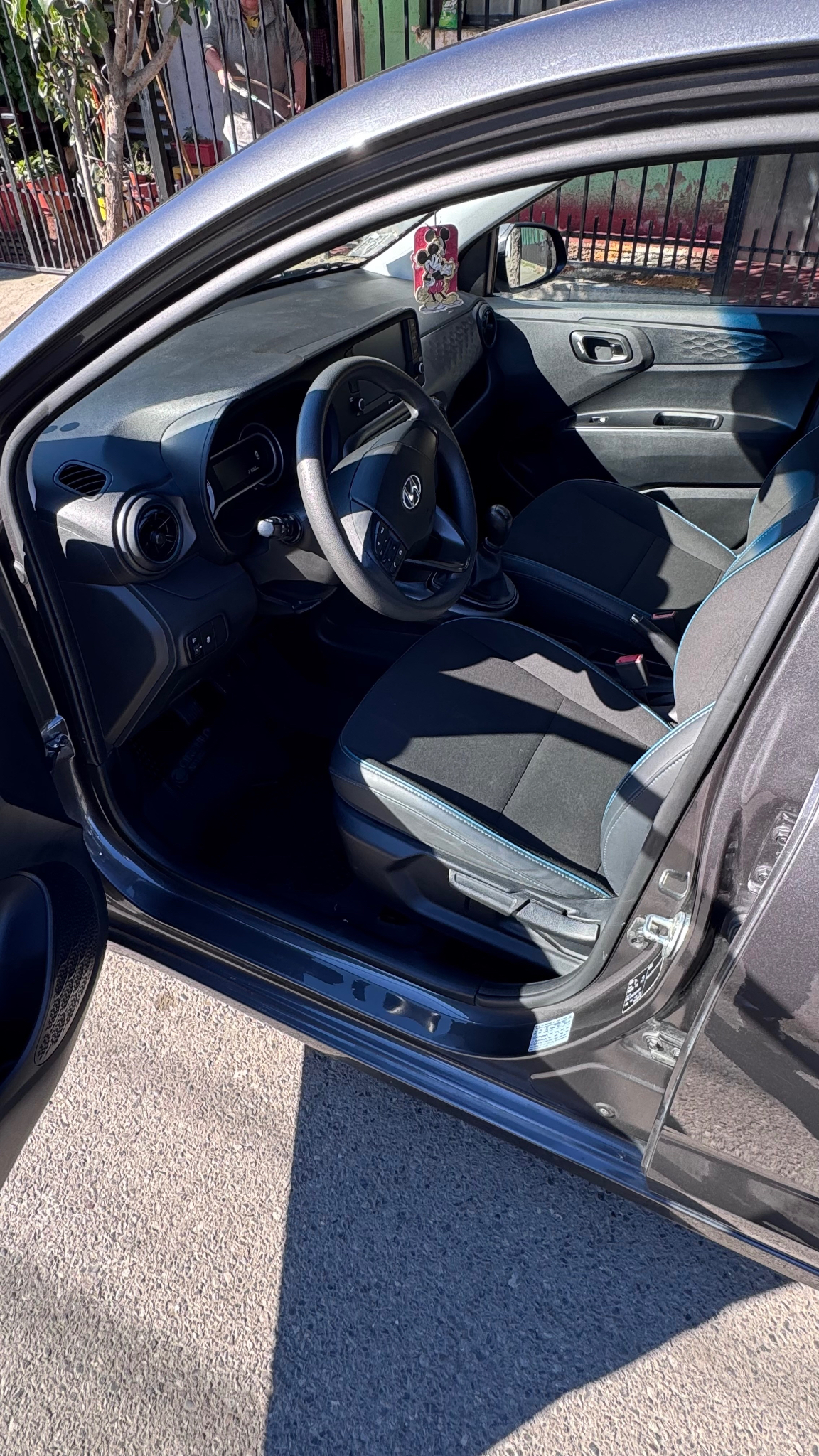 HYUNDAI GRAND I-10 1.2 Ai3 Sdn Value Mt año 2023