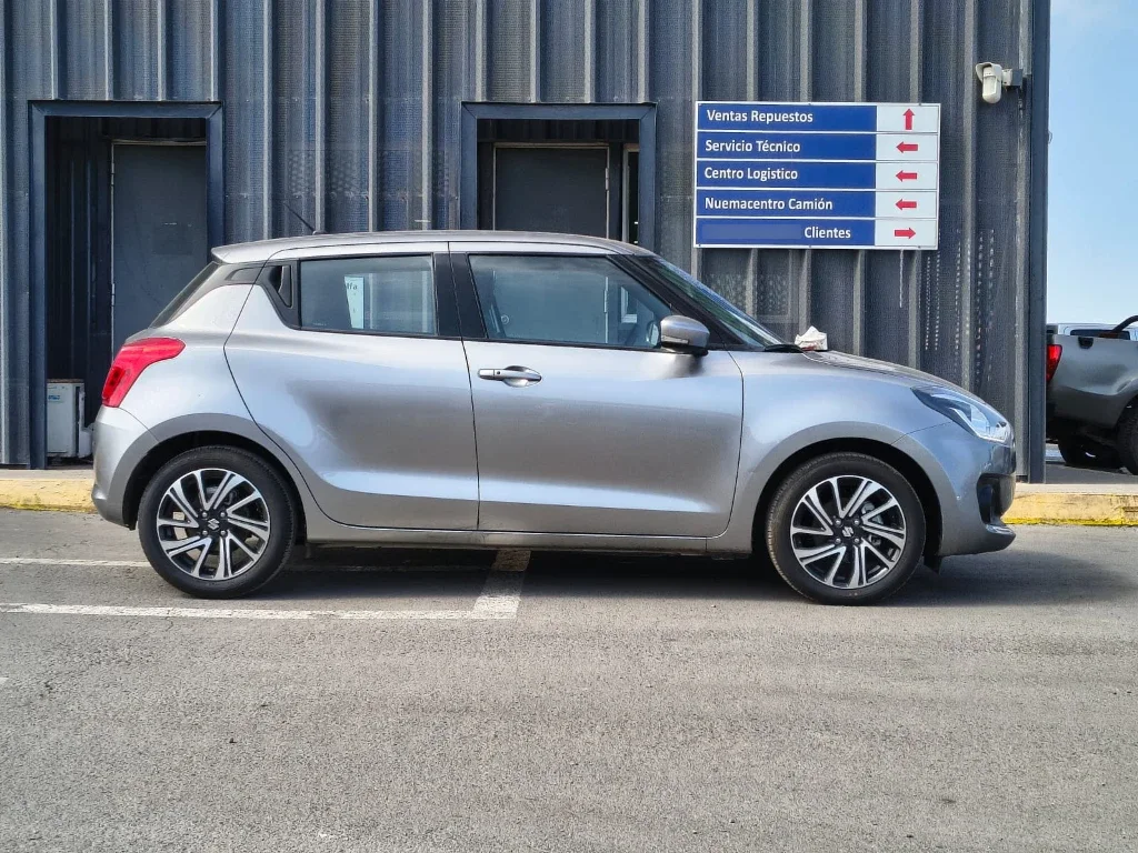 Suzuki Swift 1.2 Glx Plus año 2024
