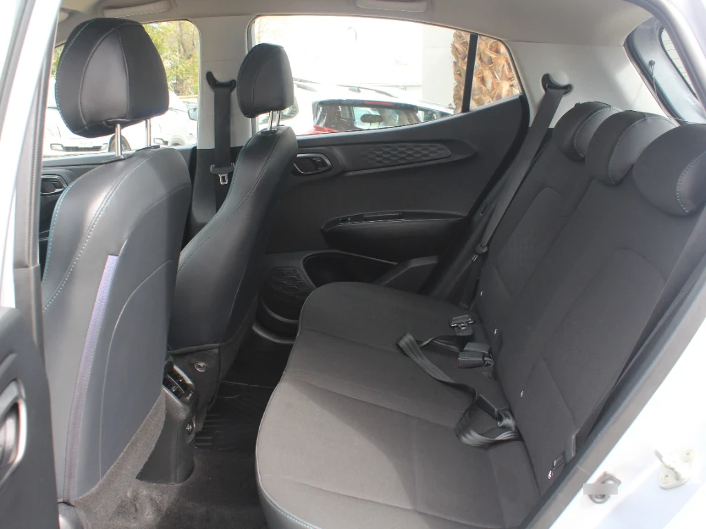 Hyundai Grand I10 Grand I -10 Ai3 Hb 1.2 Mt Plus año 2023