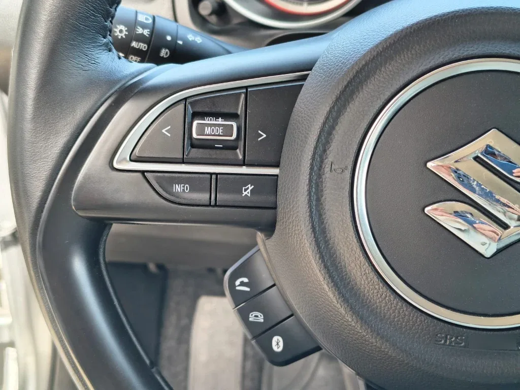 Suzuki Swift 1.2 Glx Plus año 2024