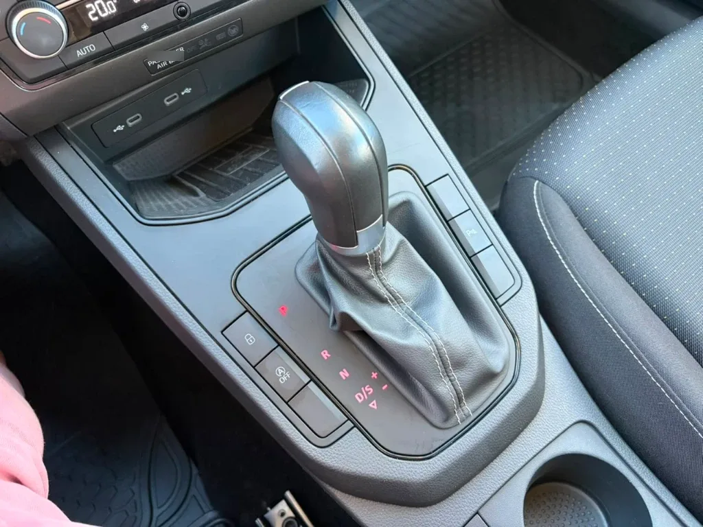 Seat Ibiza Fl Tsi 1.0 Aut año 2024