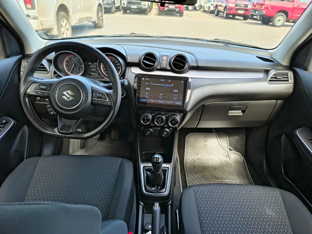 Suzuki Swift 1.2 Glx Plus año 2024