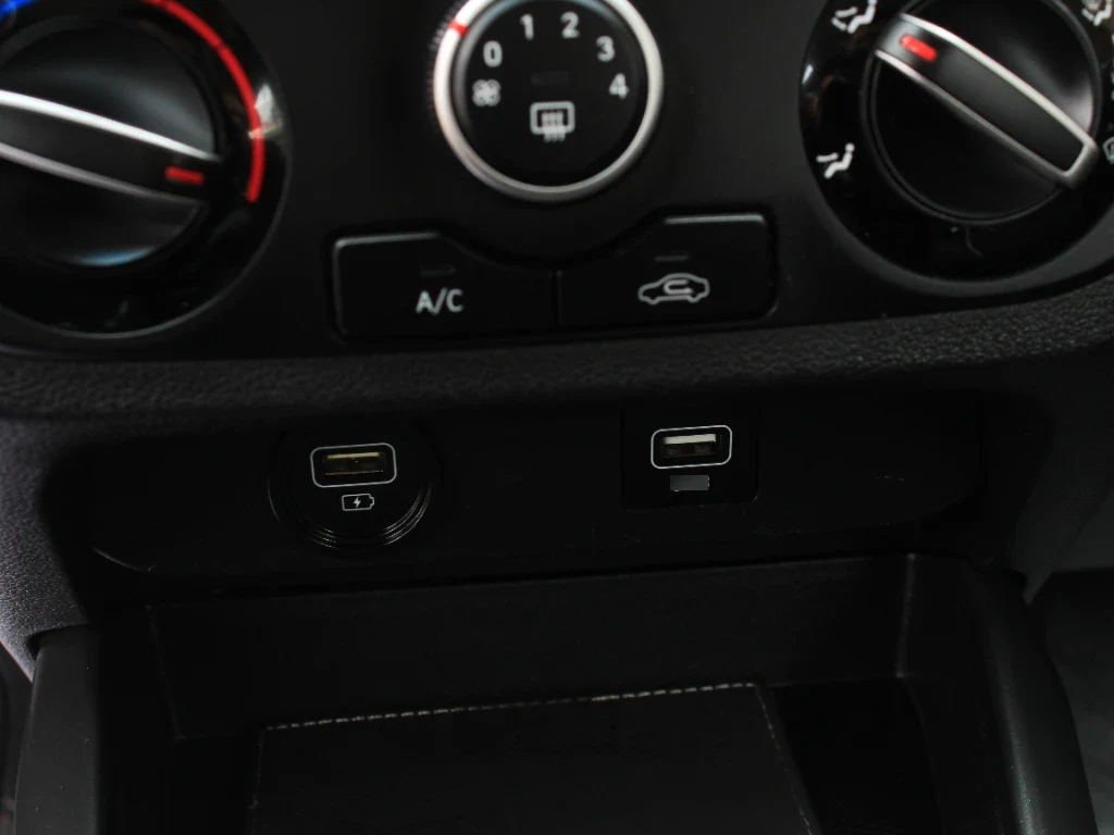 Hyundai Grand I10 Grand I -10 Ai3 Hb 1.2 Mt Plus año 2023