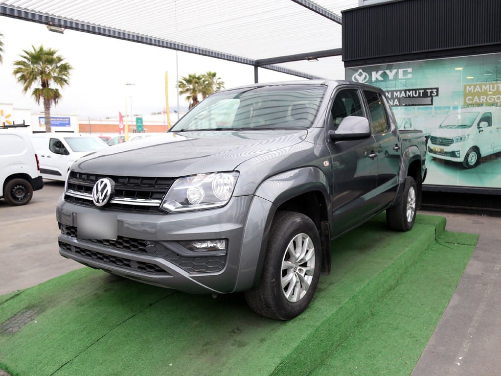 Volkswagen Amarok Trendline 4x2 2.0 Mt año 2023