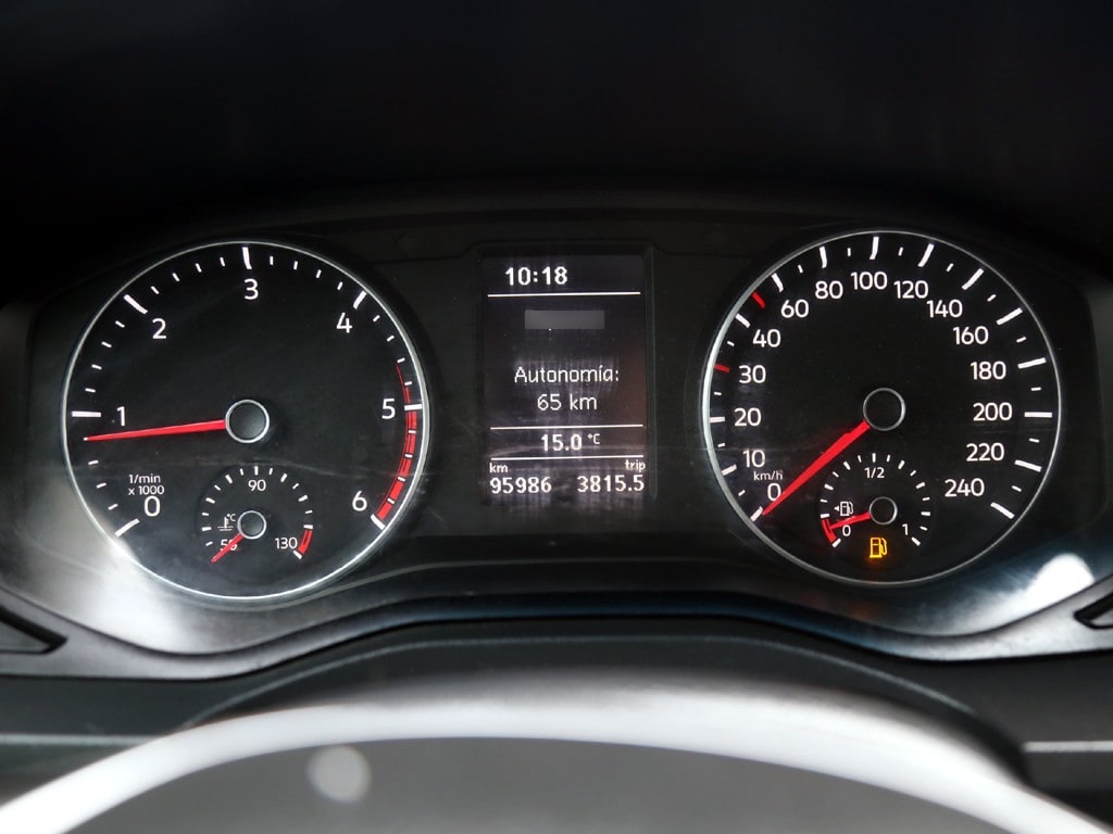 Volkswagen Amarok Trendline 4x2 2.0 Mt año 2023