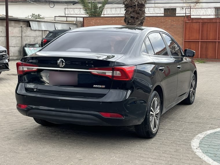 MG 5 5 año 2023