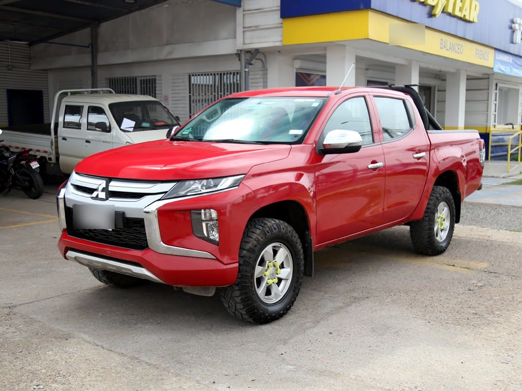 Mitsubishi L200 Katana Crt año 2023