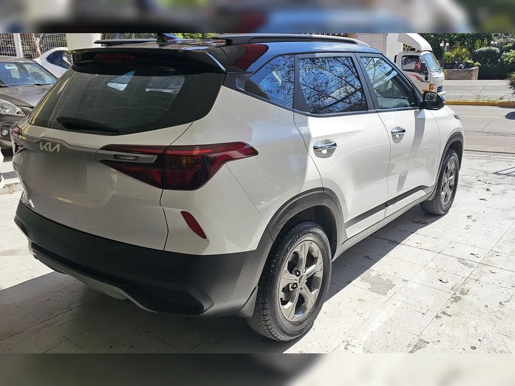 Kia Stinger Kia Seltos 1.6 Ex Mt | 2023 año 2023