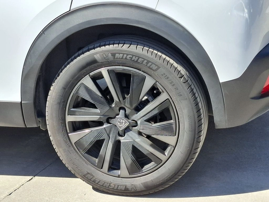 Peugeot 2008 Blue Hdi 130 Gt año 2024