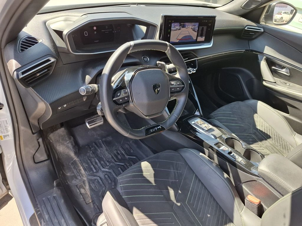 Peugeot 2008 Blue Hdi 130 Gt año 2024