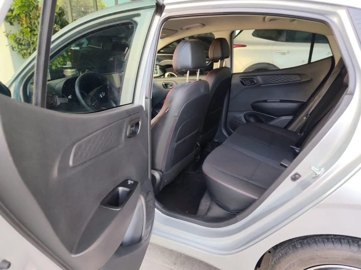 HYUNDAI GRAND I-10 1.2 Ai3 Hb Plus Fl At año 2026