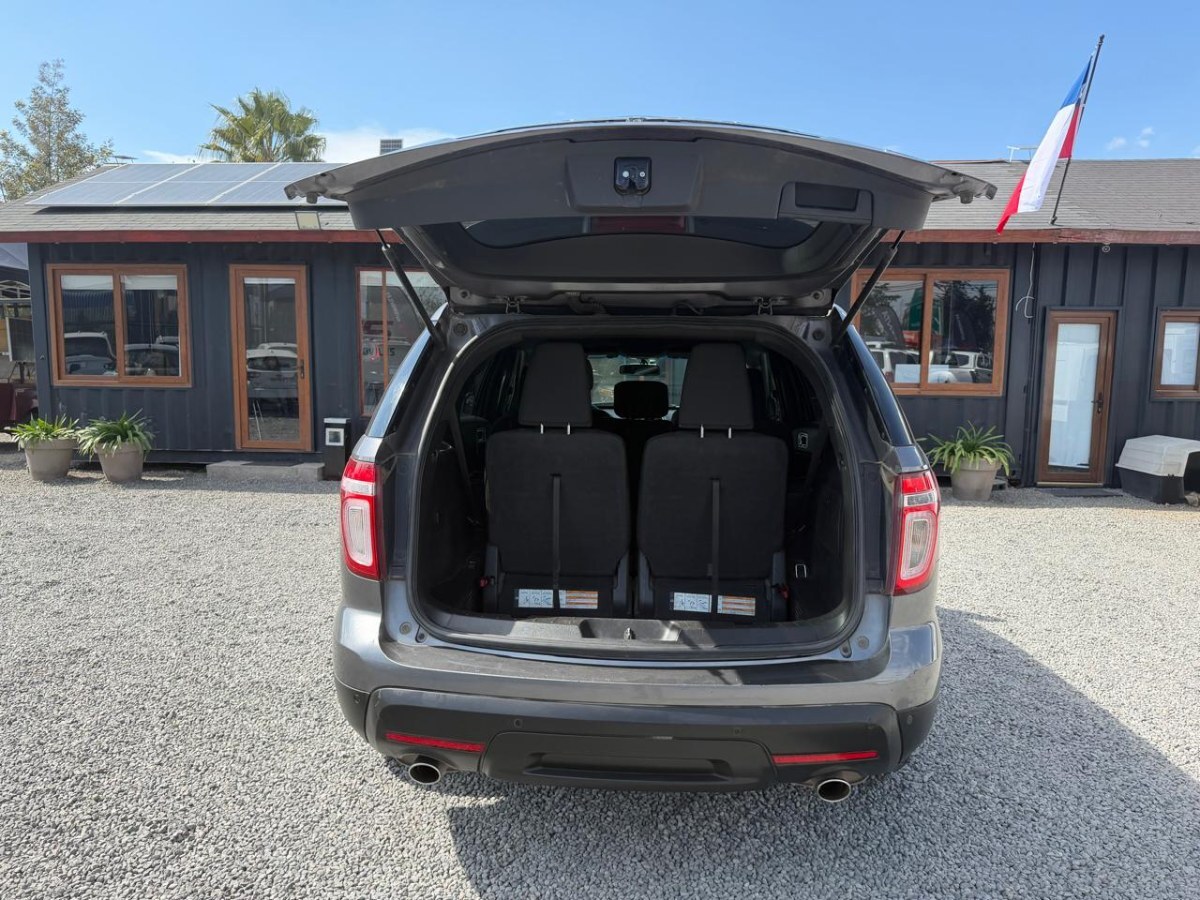Ford Explorer 4x2 At 3.5 3 Corridas año 2014