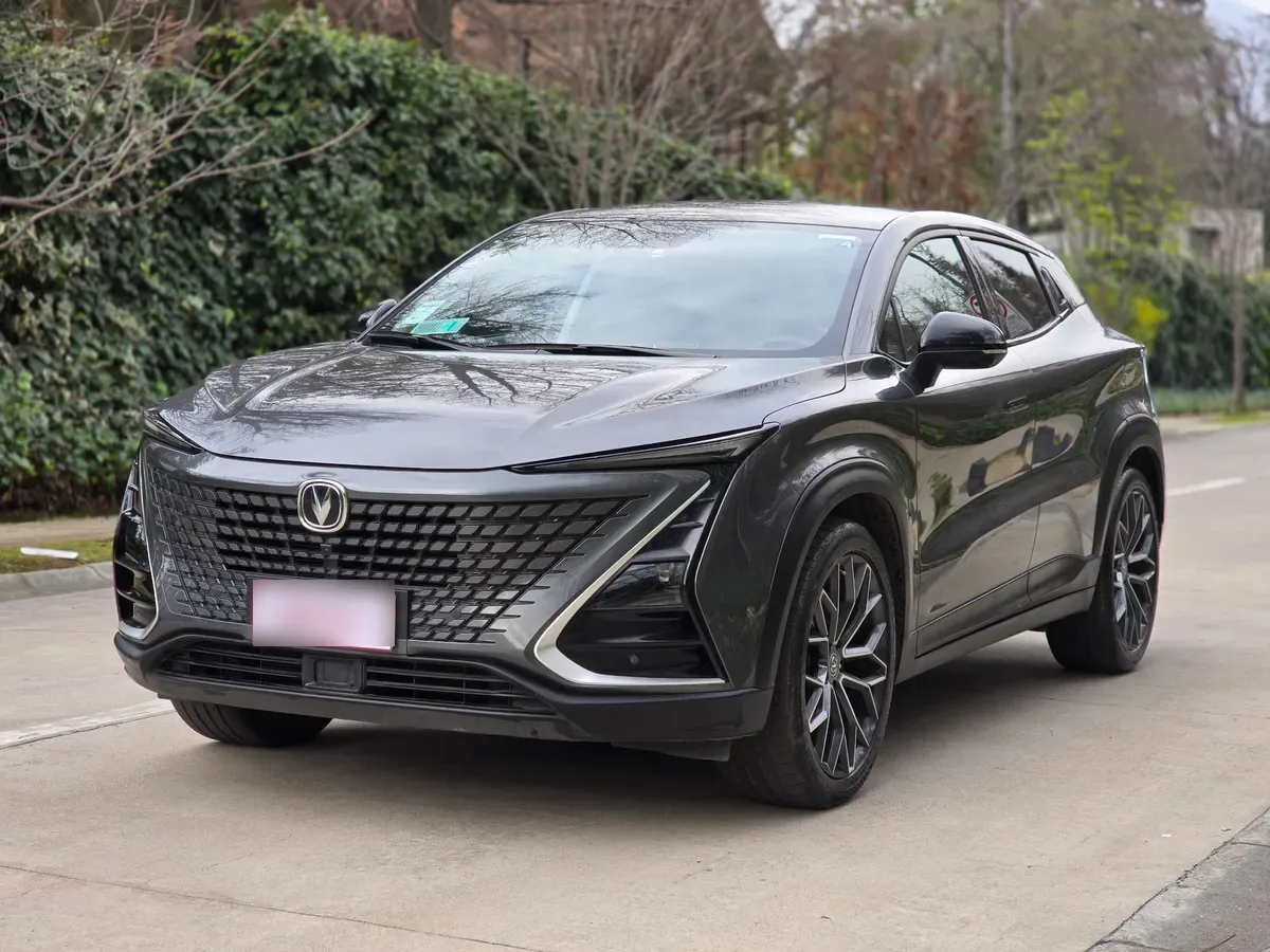 Changan UNI-T 1.5 Elite At año 2024