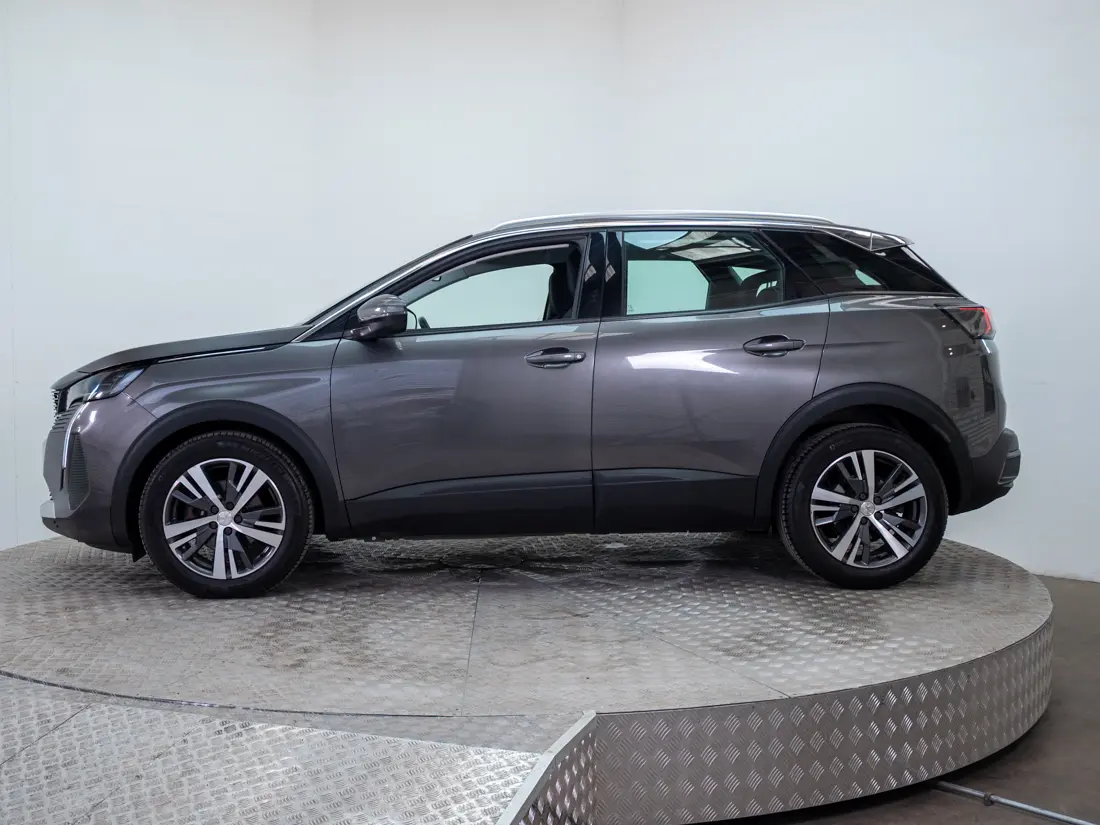 Peugeot 3008 3008 1.2 Active Pack Puretech 130 Mt año 2021