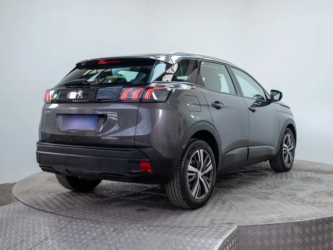 Peugeot 3008 3008 1.2 Active Pack Puretech 130 Mt año 2021