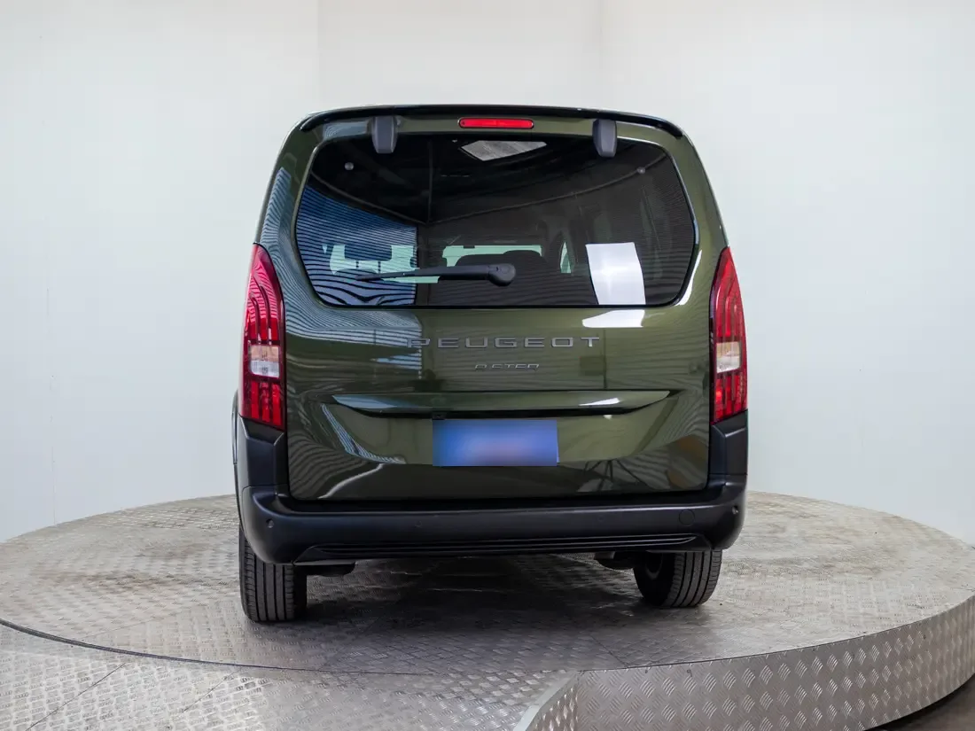 Peugeot Rifter 1.5 Allure Bluehdi 130 At Diesel año 2026
