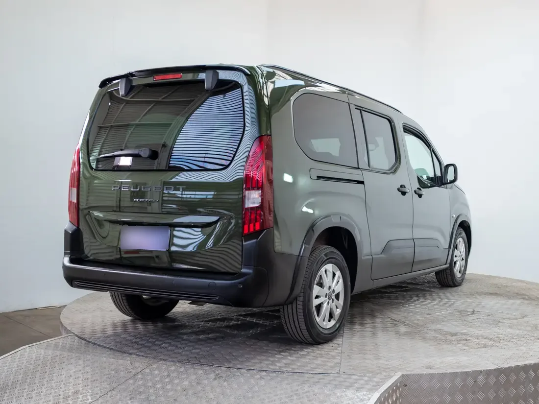 Peugeot Rifter 1.5 Allure Bluehdi 130 At Diesel año 2026