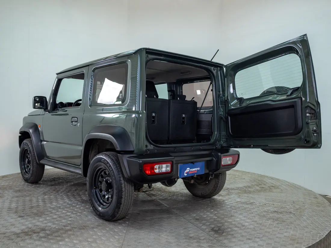 Suzuki Jimny 3p 1.5 Gl At 4x4 año 2022