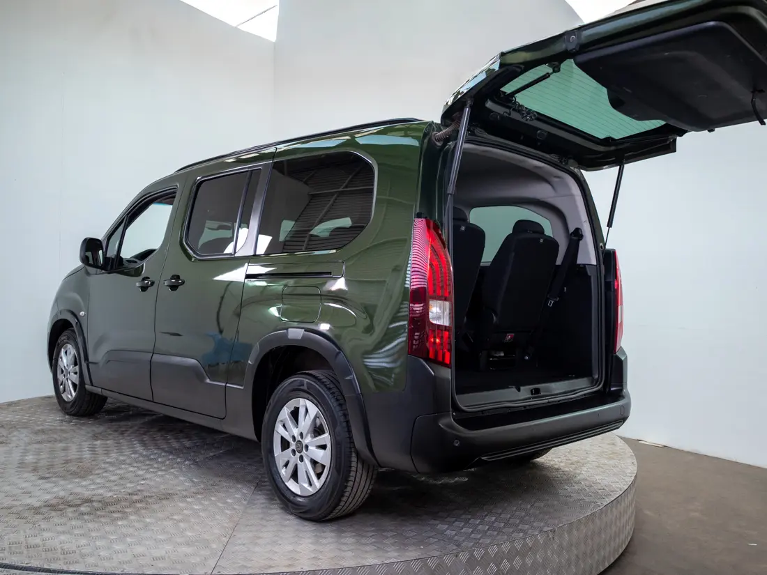 Peugeot Rifter 1.5 Allure Bluehdi 130 At Diesel año 2026