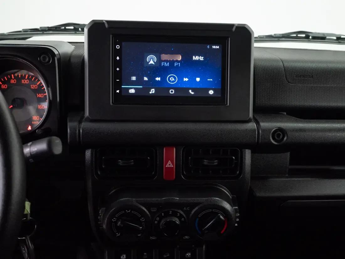 Suzuki Jimny 3p 1.5 Gl At 4x4 año 2022
