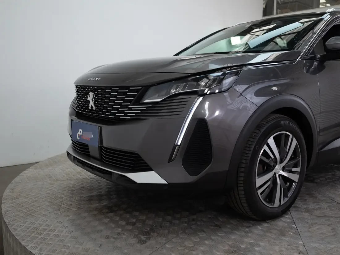 Peugeot 3008 3008 1.2 Active Pack Puretech 130 Mt año 2021