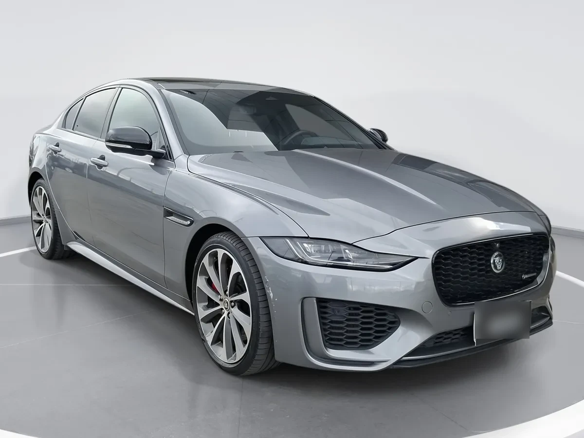 Jaguar Xe 2.0 R Dynamic S Rwd 4x2 250hp At 4p año 2024