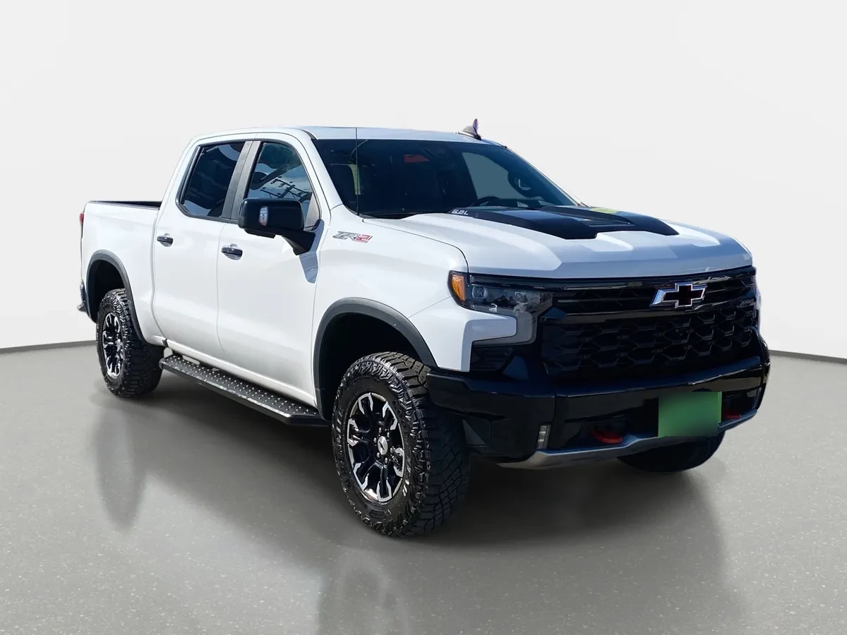 Chevrolet Silverado 6.2 Zr2 4x4 At 4p año 2023