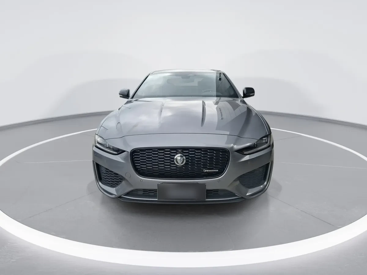 Jaguar Xe 2.0 R Dynamic S Rwd 4x2 250hp At 4p año 2024