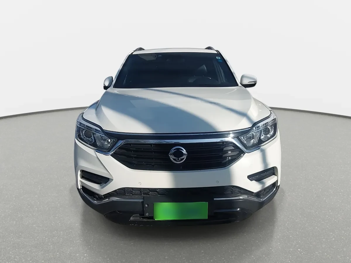 Ssangyong Rexton 2.2 Yrx201 Diesel 4x2 At 5p año 2018