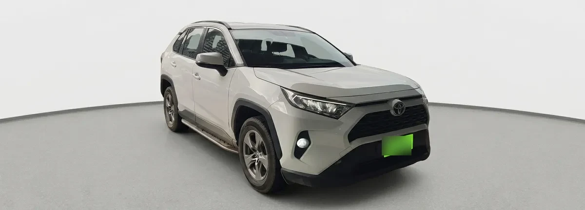 Toyota Rav 4 2.0 Le 4x2 Mt 5p año 2022