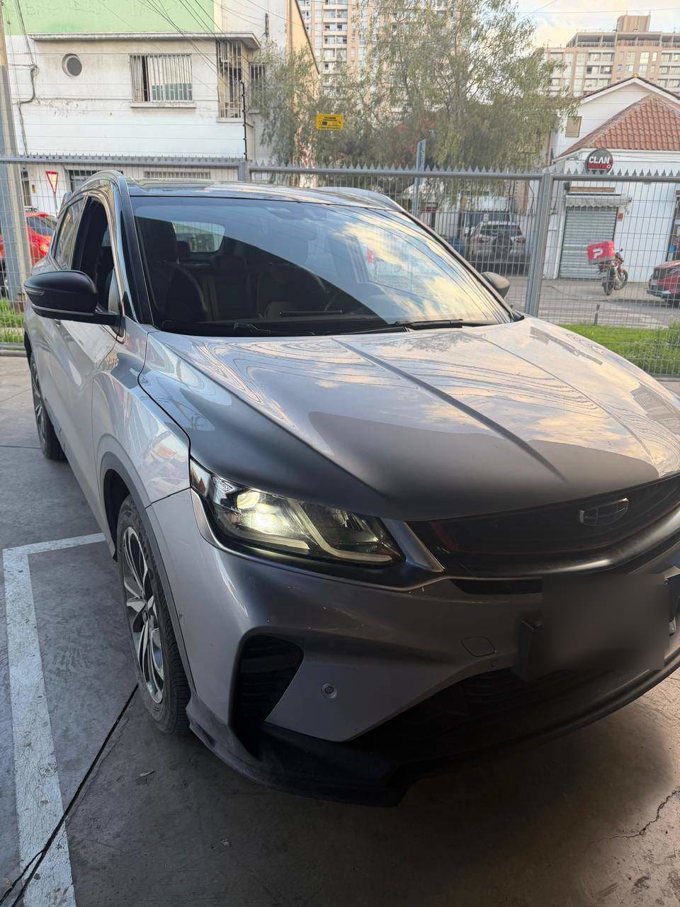 Geely Coolray 1.5 Gf Sport 4x2 At 5p año 2023